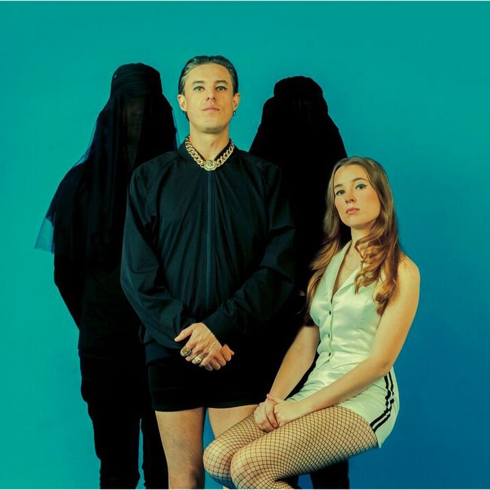 Confidence Man