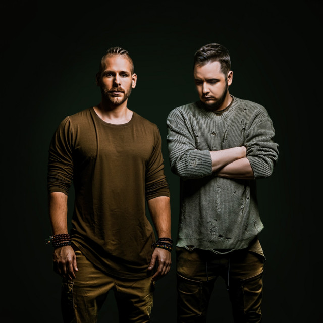 Divolly & Markward — official artist portrait